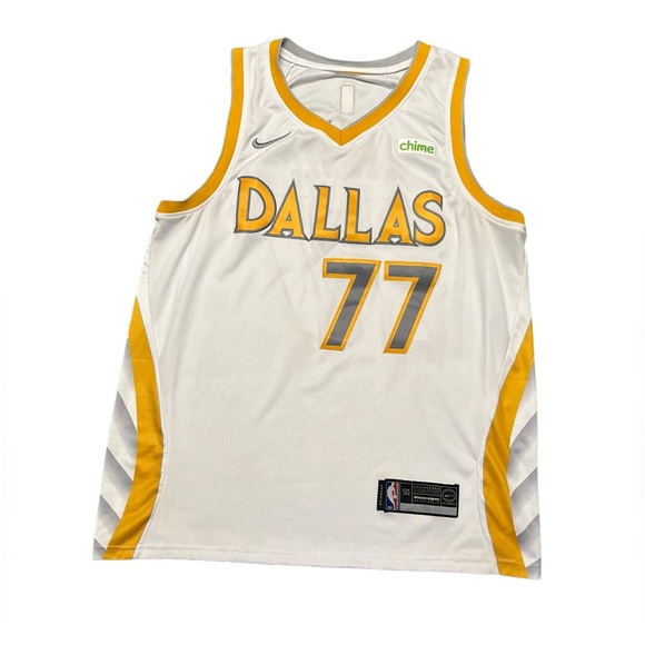 Luka Doncic Mavs Jersey - Picture 2 of 2